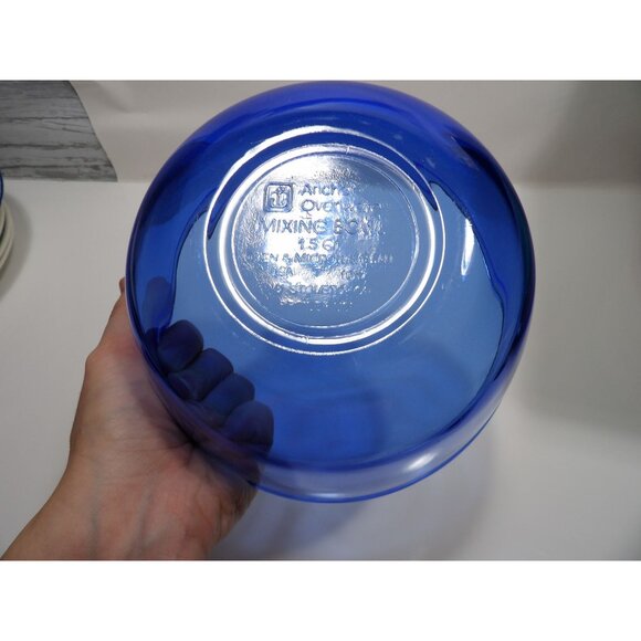 Vintage Anchor Hocking 1.5 Qt Cobalt Blue Mixing Bowl Made In USA - Picture 10 of 14